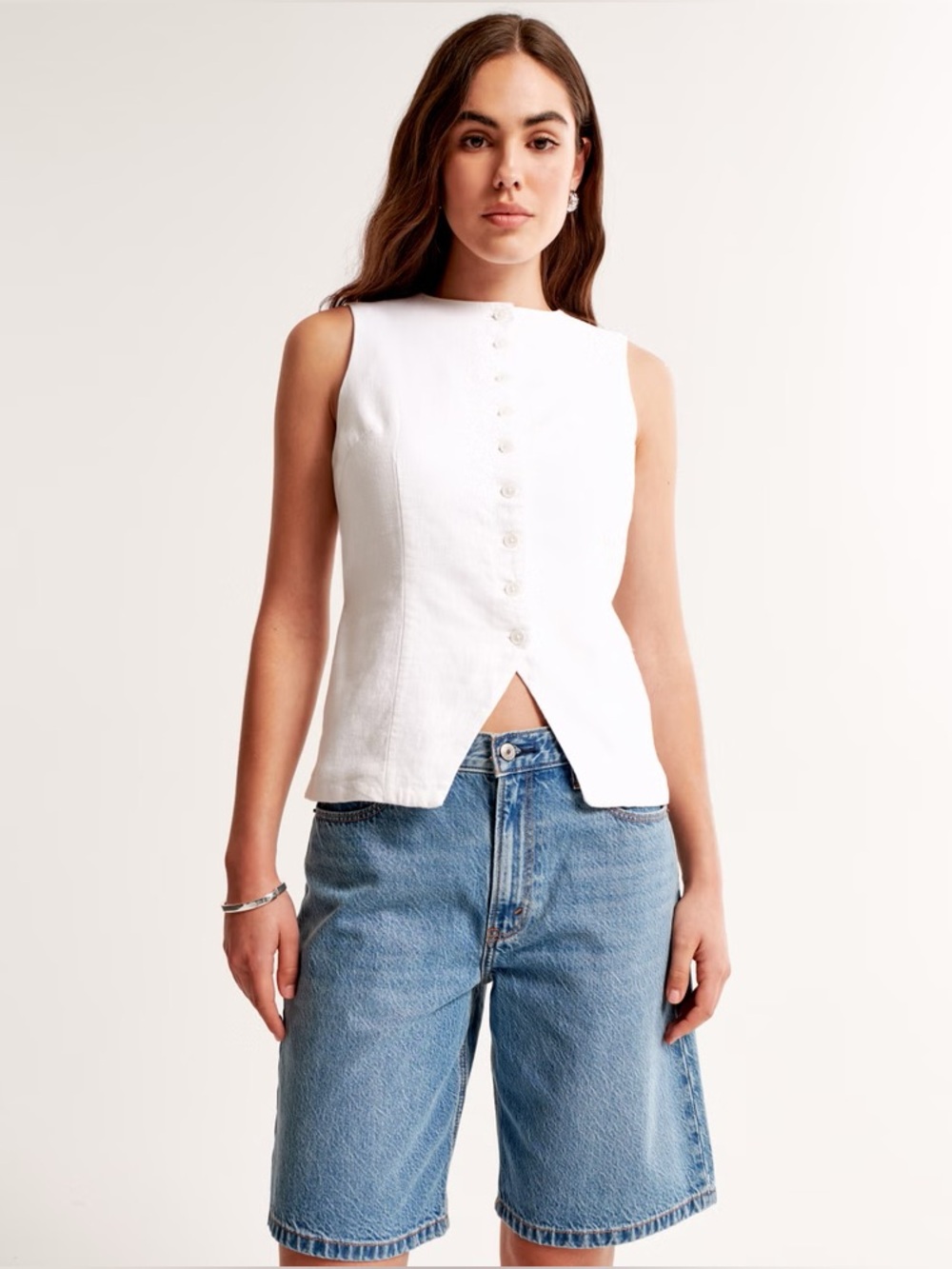 NEW. Abercrombie & Fitch Mara Linen Blend Button Vest. NWT